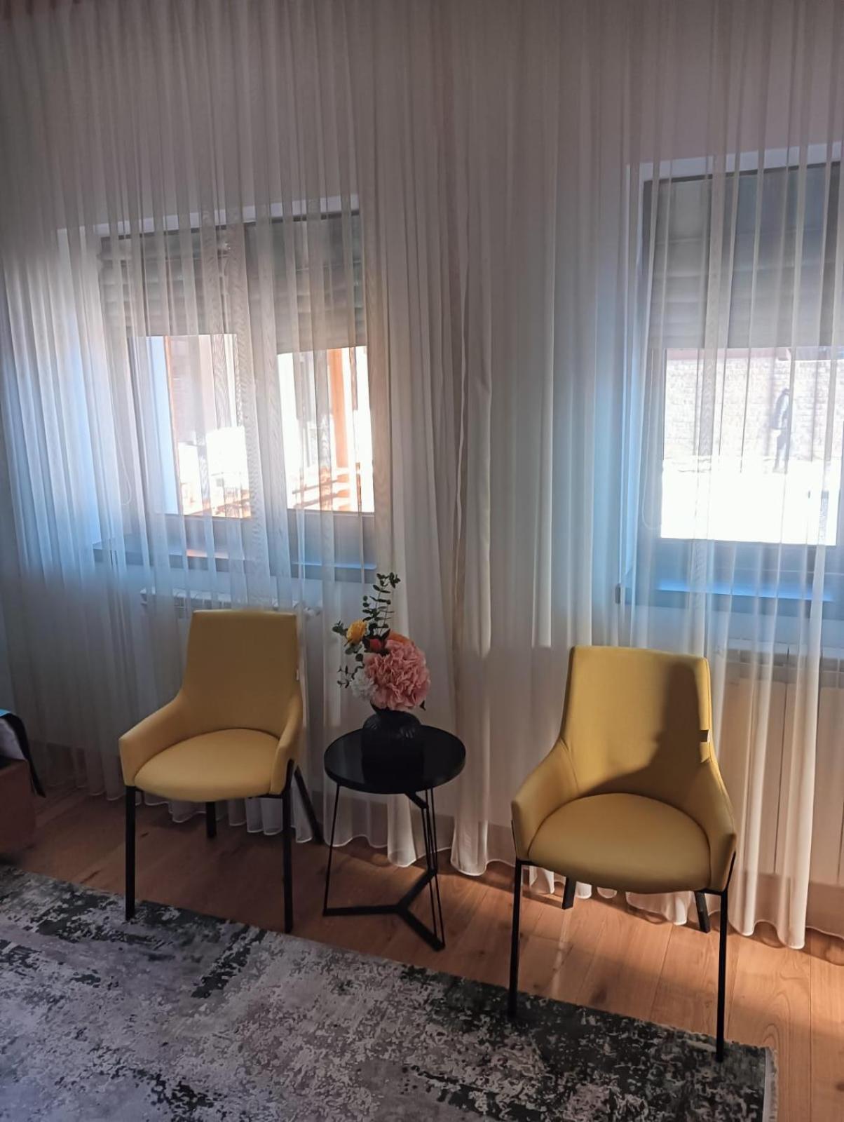 Anais Chalet Câmpulung Moldovenesc Exteriör bild